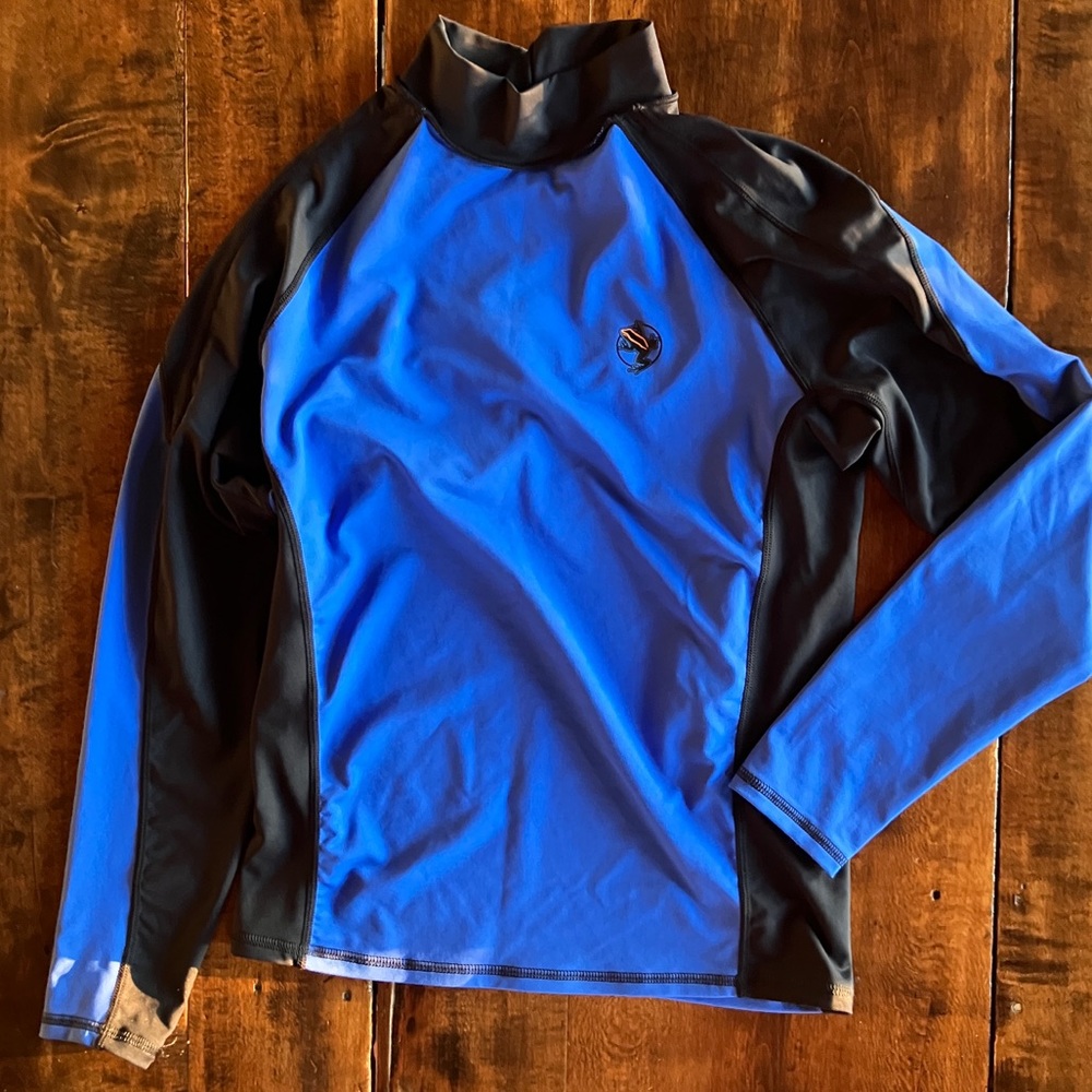 AKONA Adventure Gear Rash Guard Kids Large Blue Black EUC